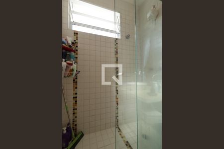 Casa à venda com 310m², 3 quartos e 2 vagasBanheiro Suite 2