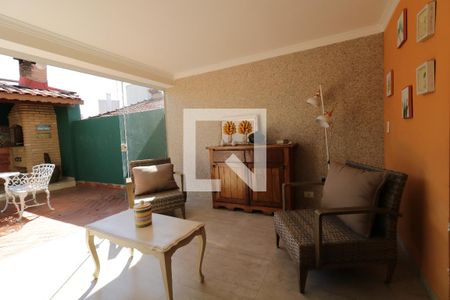 Casa à venda com 310m², 3 quartos e 2 vagasÁrea Comum