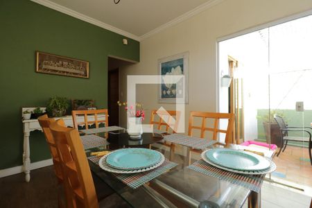 Casa à venda com 310m², 3 quartos e 2 vagasSala de Jantar