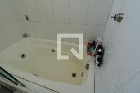 Casa à venda com 310m², 3 quartos e 2 vagasBanheiro Suite 1