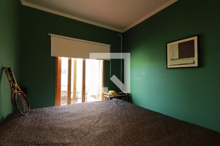 Casa à venda com 310m², 3 quartos e 2 vagasQuarto