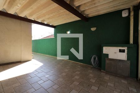 Casa à venda com 310m², 3 quartos e 2 vagasGaragem