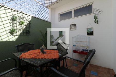 Casa à venda com 310m², 3 quartos e 2 vagasJardim de Inverno