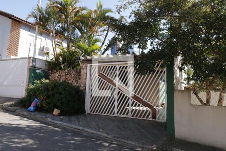Casa à venda com 310m², 3 quartos e 2 vagasFachada