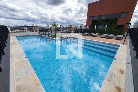 Apartamento à venda com 28m², 1 quarto e sem vagaPiscina