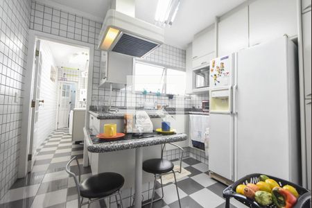 Apartamento à venda com 86m², 2 quartos e 1 vagaCozinha 