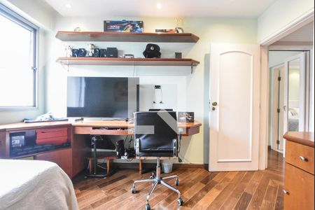 Apartamento à venda com 86m², 2 quartos e 1 vagaQuarto 02