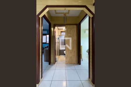 Casa à venda com 106m², 3 quartos e 5 vagasCorredor