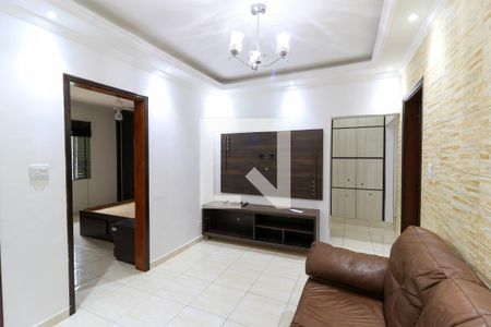 Sala de casa para alugar com 2 quartos, 110m² em Jardim Casablanca, São Paulo