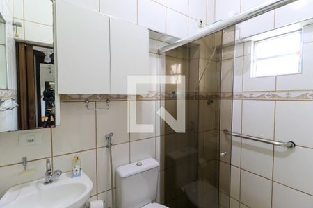 Casa para alugar com 110m², 2 quartos e 1 vaga Casa para alugar com 110m², 2 quartos e 1 vagaBanheiro da Suíte