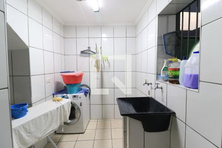 Casa para alugar com 110m², 2 quartos e 1 vaga Casa para alugar com 110m², 2 quartos e 1 vagaÁrea de Serviço