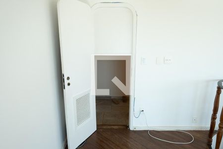 Apartamento à venda com 120m², 2 quartos e 2 vagas Apartamento à venda com 120m², 2 quartos e 2 vagasCobertura