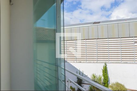 Casa de condomínio para alugar com 135m², 3 quartos e 2 vagas Casa de condomínio para alugar com 135m², 3 quartos e 2 vagasSacada