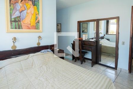 Casa para alugar com 320m², 4 quartos e 4 vagasSuíte