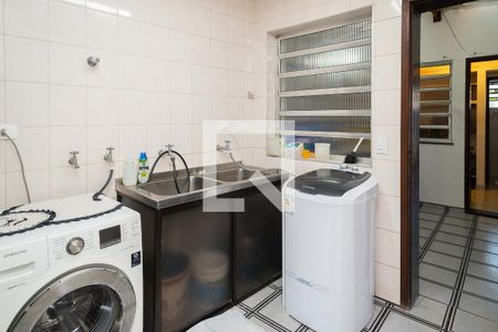 Casa para alugar com 320m², 4 quartos e 4 vagasÁrea de Serviço