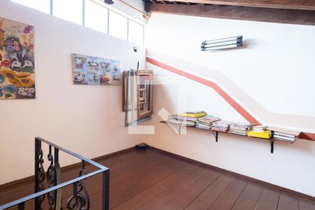 Casa para alugar com 320m², 4 quartos e 4 vagasEscritório