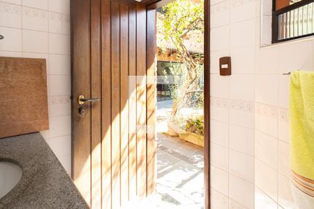 Casa para alugar com 320m², 4 quartos e 4 vagasLavabo 2