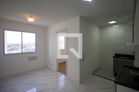 Sala de apartamento para alugar com 2 quartos, 35m² em Jardim Santo Antonio, São Paulo