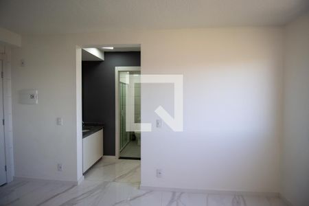 Sala de apartamento para alugar com 2 quartos, 35m² em Jardim Santo Antonio, São Paulo