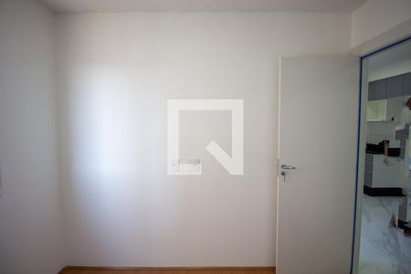Quarto 2 de apartamento para alugar com 2 quartos, 35m² em Jardim Santo Antonio, São Paulo