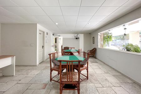 Apartamento para alugar com 50m², 1 quarto e 1 vaga Apartamento para alugar com 50m², 1 quarto e 1 vagaÁrea comum - Salão de Jogos