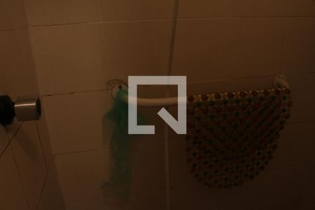 Casa à venda com 230m², 2 quartos e 2 vagasBanheiro 3