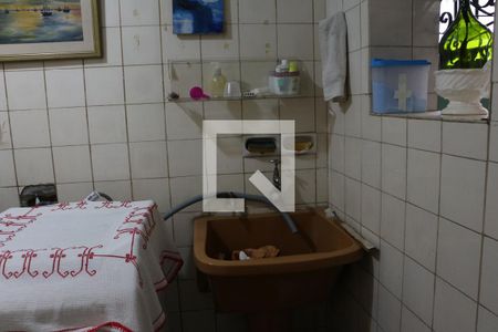 Casa à venda com 230m², 2 quartos e 2 vagasÁrea de Serviço