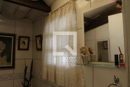 Casa à venda com 230m², 2 quartos e 2 vagasBanheiro 2