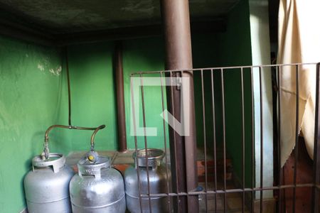 Casa à venda com 230m², 2 quartos e 2 vagasQuintal