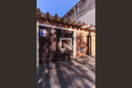 Casa à venda com 450m², 4 quartos e 3 vagasFachada