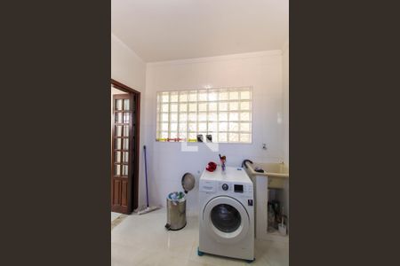 Casa à venda com 450m², 4 quartos e 3 vagasÁrea de Serviço