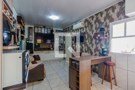 Casa à venda com 130m², 2 quartos e 4 vagas Casa à venda com 130m², 2 quartos e 4 vagasCozinha