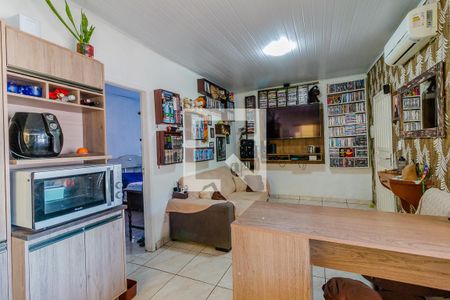 Casa à venda com 130m², 2 quartos e 4 vagas Casa à venda com 130m², 2 quartos e 4 vagasCozinha