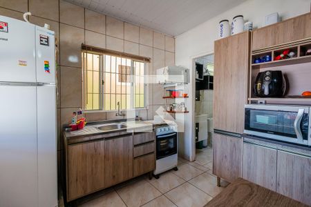 Casa à venda com 130m², 2 quartos e 4 vagas Casa à venda com 130m², 2 quartos e 4 vagasCozinha