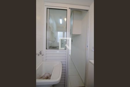 Apartamento à venda com 64m², 2 quartos e 1 vaga Apartamento à venda com 64m², 2 quartos e 1 vagaÁrea de Serviço