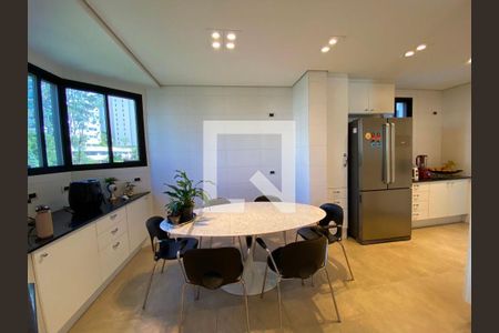 Apartamento à venda com 4 quartos, 500m² em Real Parque, São Paulo