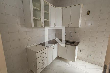 Cozinha de apartamento para alugar com 3 quartos, 60m² em Jardim Guanabara, Belo Horizonte