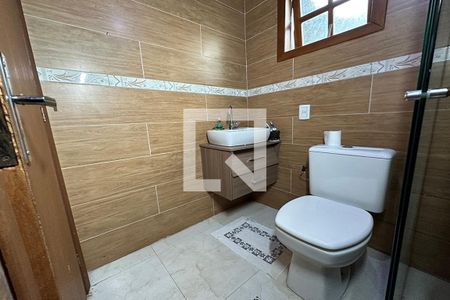 Casa à venda com 150m², 3 quartos e 2 vagasBanheiro