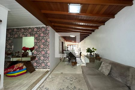 Sala de casa à venda com 3 quartos, 150m² em Feitoria, São Leopoldo
