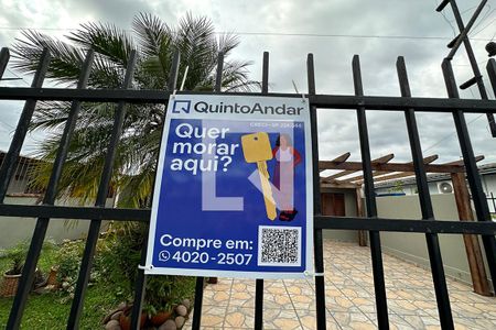 Casa à venda com 150m², 3 quartos e 2 vagasFachada