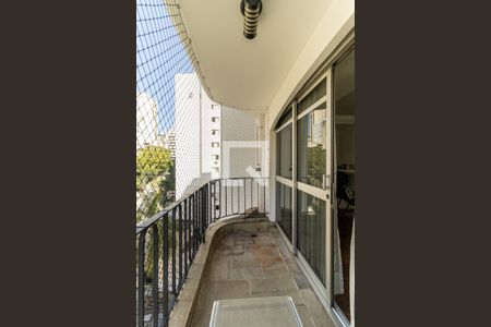 Apartamento à venda com 210m², 3 quartos e 3 vagasVaranda da Sala