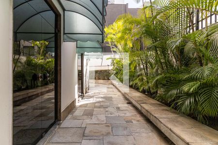 Apartamento à venda com 210m², 3 quartos e 3 vagasJardim