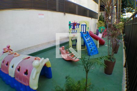 Apartamento à venda com 150m², 3 quartos e 2 vagasparquinho