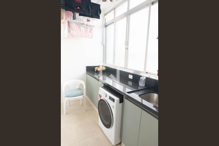 Apartamento à venda com 160m², 4 quartos e 1 vaga Apartamento à venda com 160m², 4 quartos e 1 vagaÁrea de Serviço
