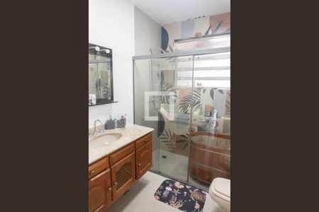 Apartamento à venda com 160m², 4 quartos e 1 vaga Apartamento à venda com 160m², 4 quartos e 1 vagaBanheiro 1