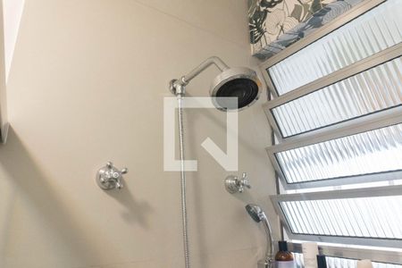 Apartamento à venda com 160m², 4 quartos e 1 vaga Apartamento à venda com 160m², 4 quartos e 1 vagaBanheiro 2