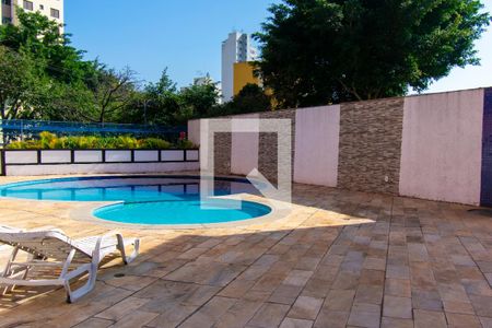 Apartamento à venda com 70m², 3 quartos e 1 vagaÁrea comum - Piscina