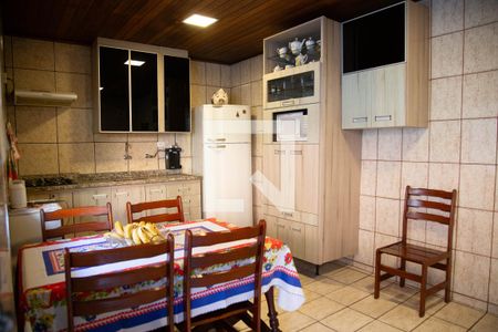 Casa à venda com 250m², 2 quartos e 3 vagasCozinha