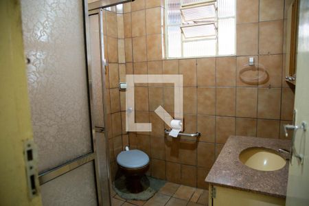 Casa à venda com 250m², 2 quartos e 3 vagasBanheiro