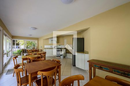 Casa à venda com 290m², 3 quartos e 2 vagas Casa à venda com 290m², 3 quartos e 2 vagasÁrea comum - Salão de festas